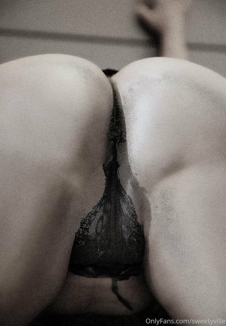 sweetyville xxx actress pic