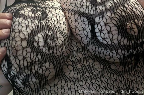 red ridin hood x top star pictures