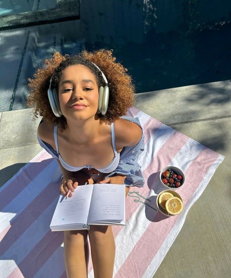 Lena Situations nudes actress photo