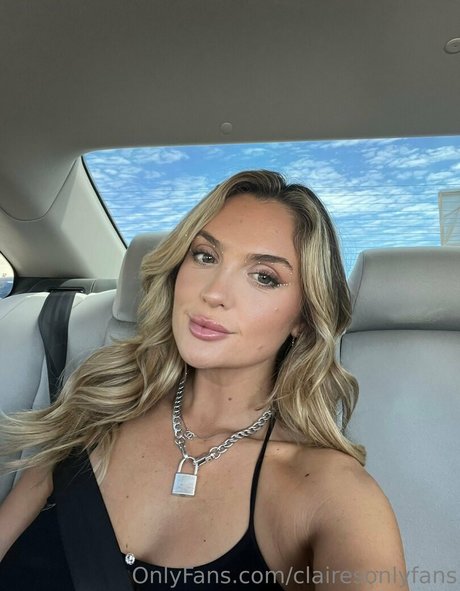 clairesonlyfans model erotic gallery
