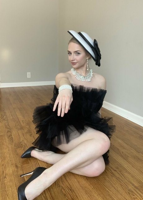 evie summers thumbnail