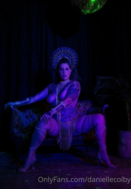 daniellecolby nudes model galleries