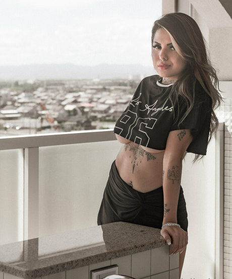 Lyllacham pornstar nude image