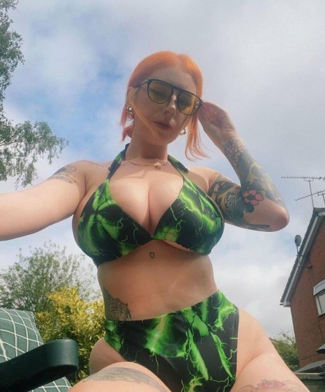 Hollie Rutter star perfect pictures