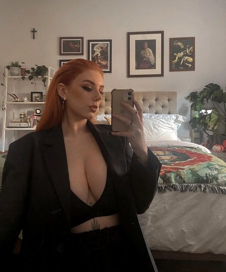 Hollie Rutter perfect pornstar galleries