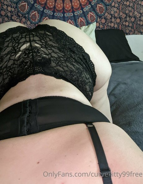 curvekitty99free profile image
