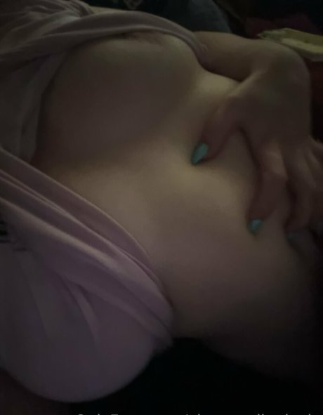 vixxenvalkyrievip model beautiful picture