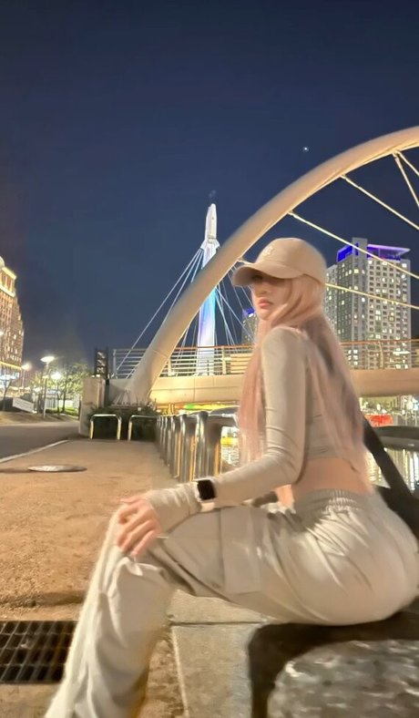 satanmate exclusive pornstar img