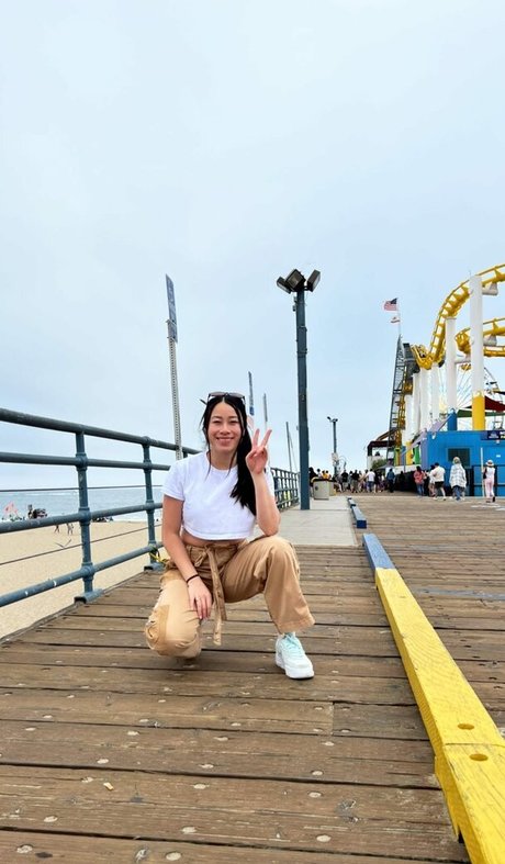 Oasisonoverwatch star high quality picture