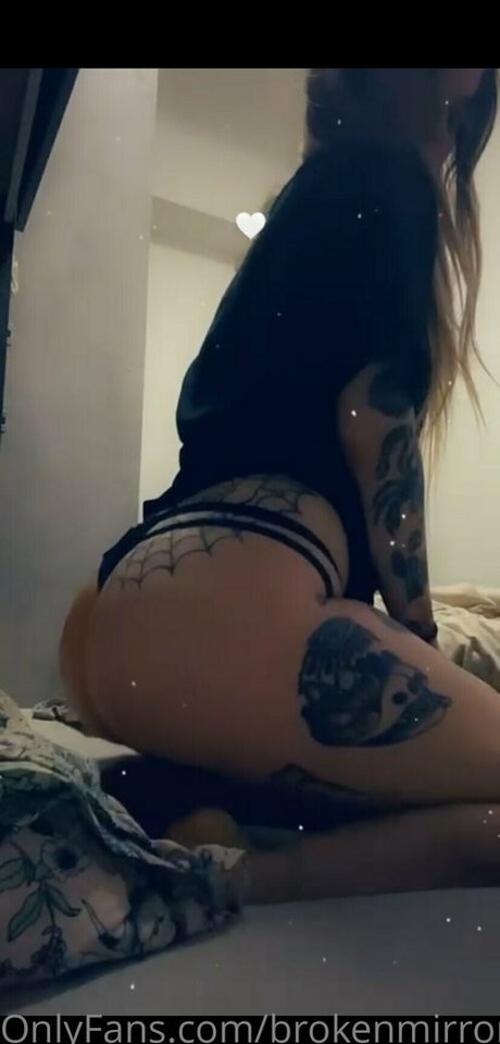 Brokenmirror__ exclusive pornstar galleries