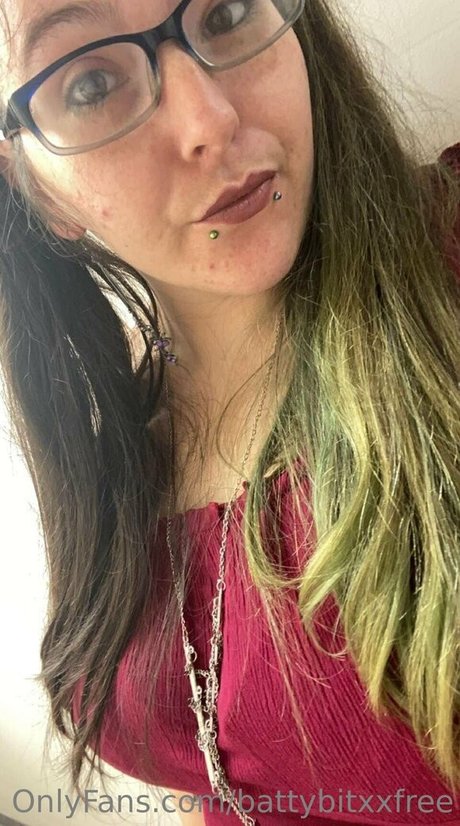 battybitxxfree star img