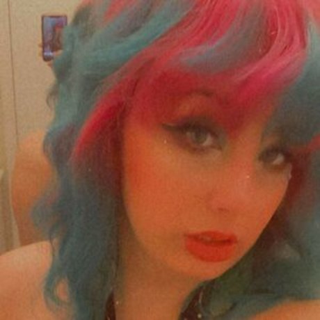PixlSugr adult model images