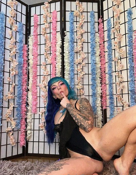 bb blu pornstar naked pictures