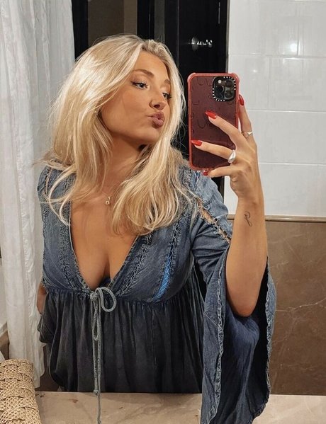 Thebigtittiecommittee star adult images
