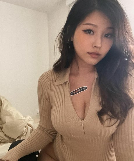 Kang Hee Yoon model art archive