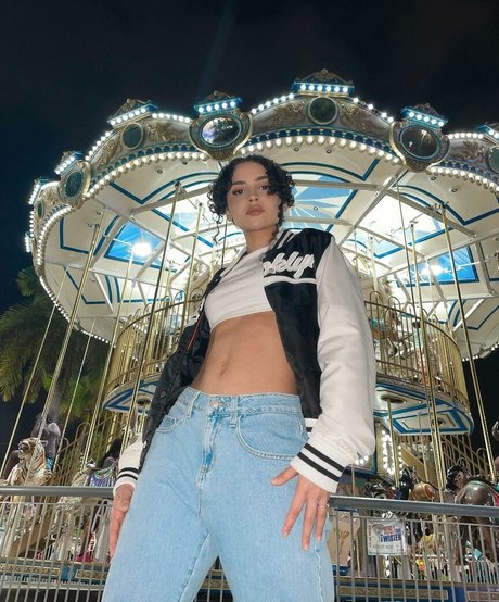 Ashleyrqe model nice picture