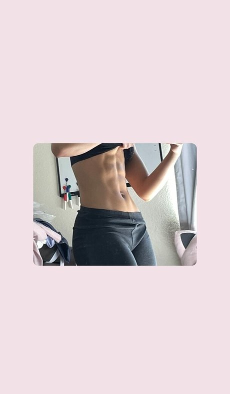 Ashleyrqe sex actress pic