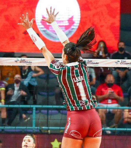 Lara Nobre exclusive star galleries