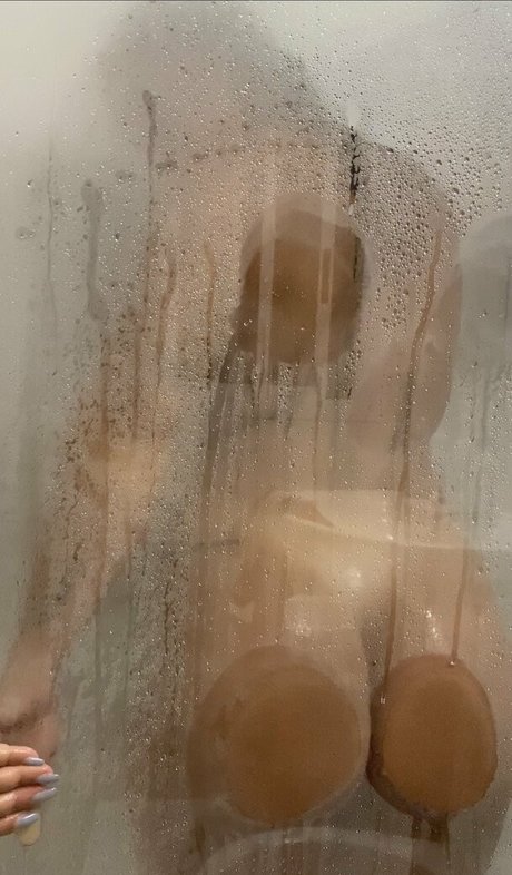 sweetselly naked star images