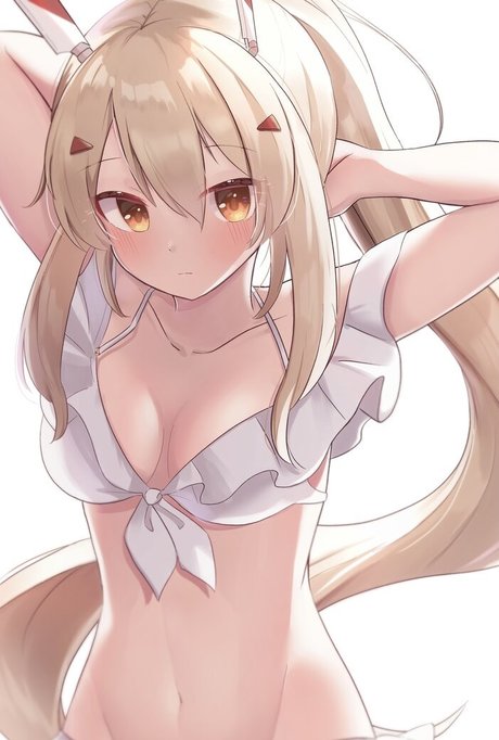 Azur Lane hot actress image