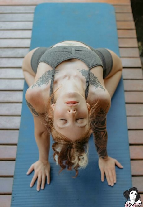 Rebecca Majak model adult pics