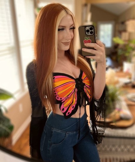 voxytwitch nude actress img