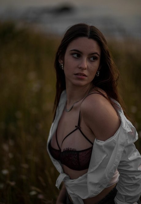 Beatriz Braz naked pornstar photo