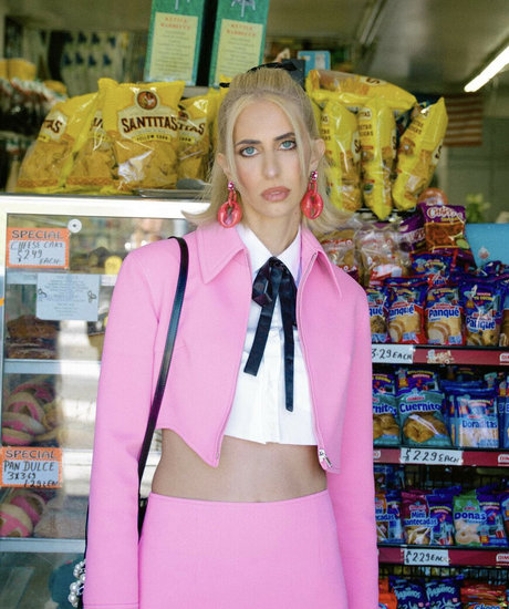 Hila Klein star nice galleries