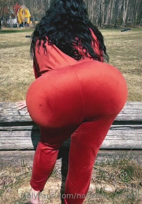 Natasha Crown pornstar hot pictures