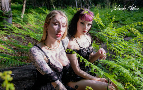 laceandleashes star exclusive pictures