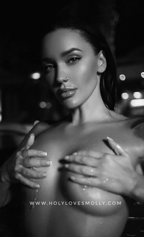 holylovesmolly art star galleries