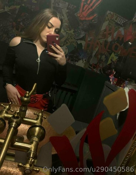 night muffin pornographic model photo