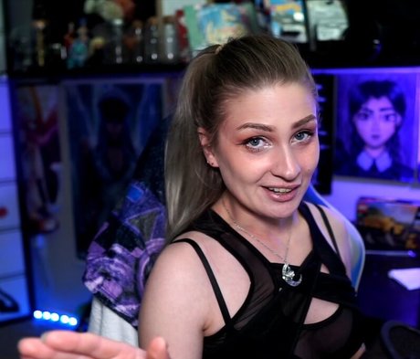 IceTokki star exclusive galleries