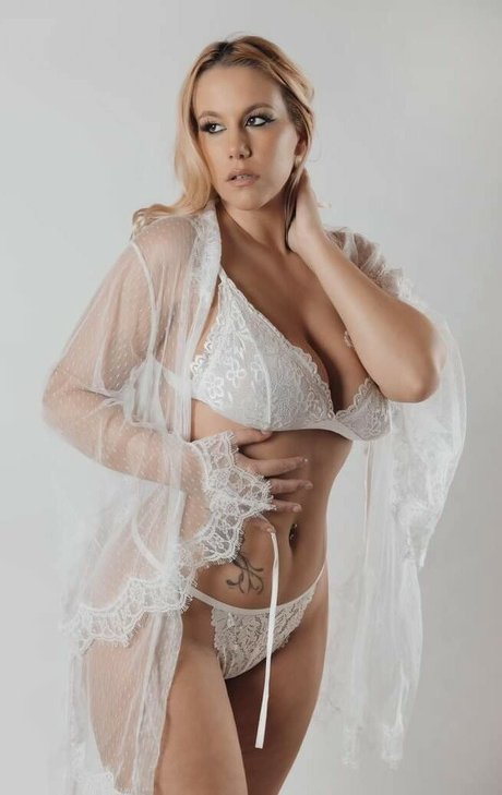 Jennifer Mazza free model photo