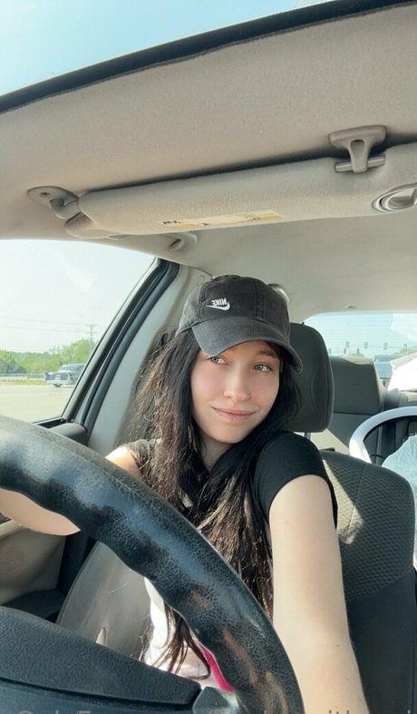mom solo onlyfans perfect images