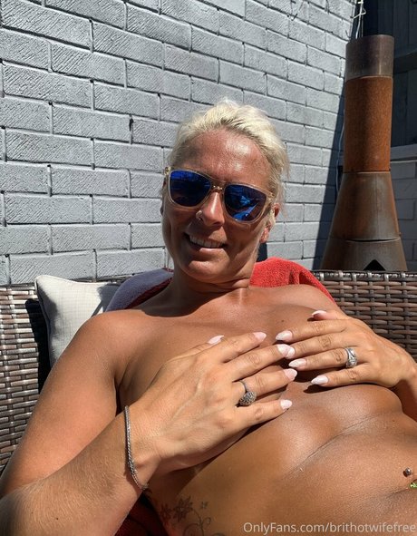 ukhotwifecouple nice star images