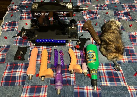 swingingset pornstar beautiful img