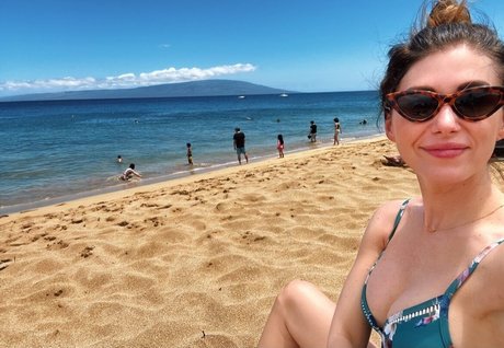 Jewel Staite pornographic model photo