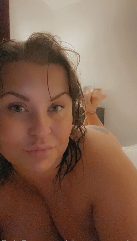 sharpqueen free pornographic actress photos