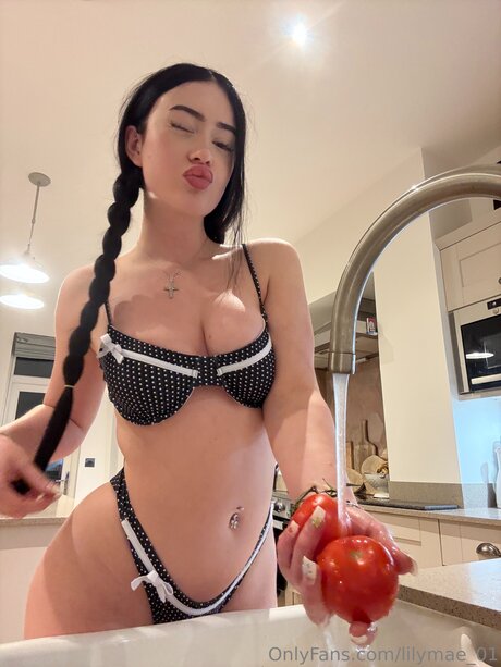 lilymae 01 best model img