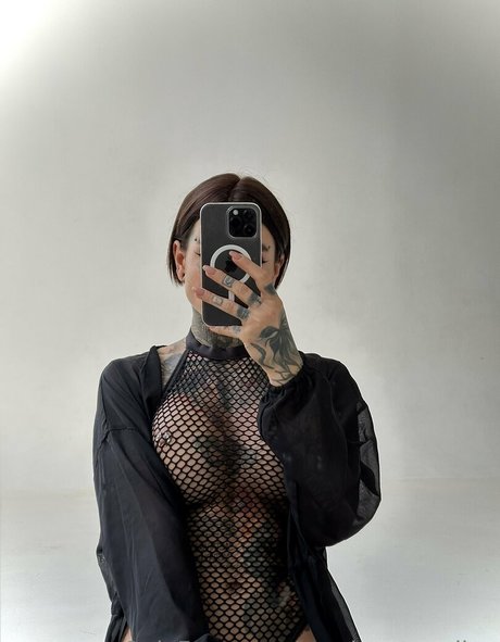 Stephanie Paul erotic actress photo