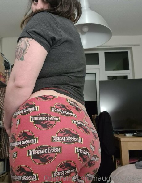 naughty rosie top star images