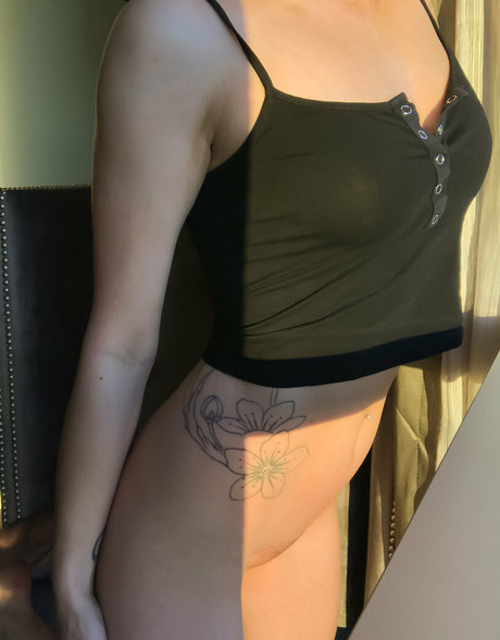 StefanieJoy high quality model pics