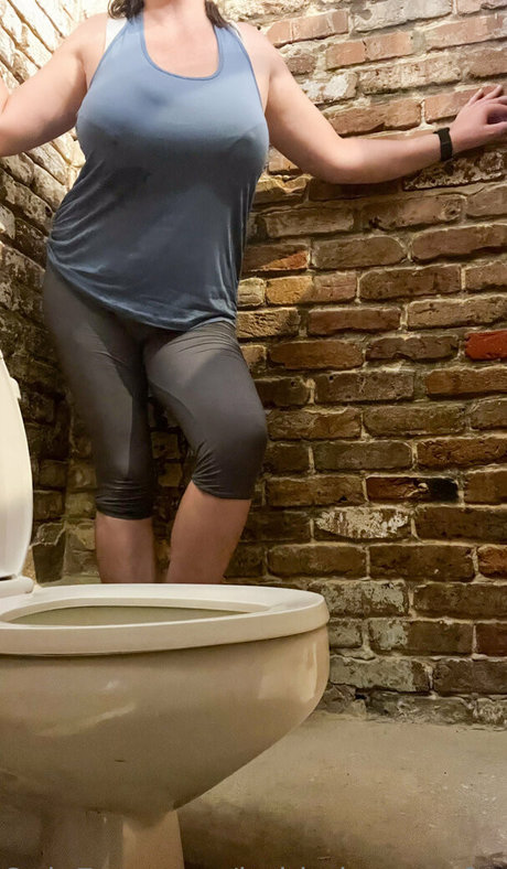 hobbyhootersfree star nude photos