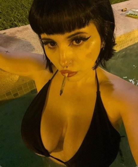 Rinna0x pornstar nude gallery