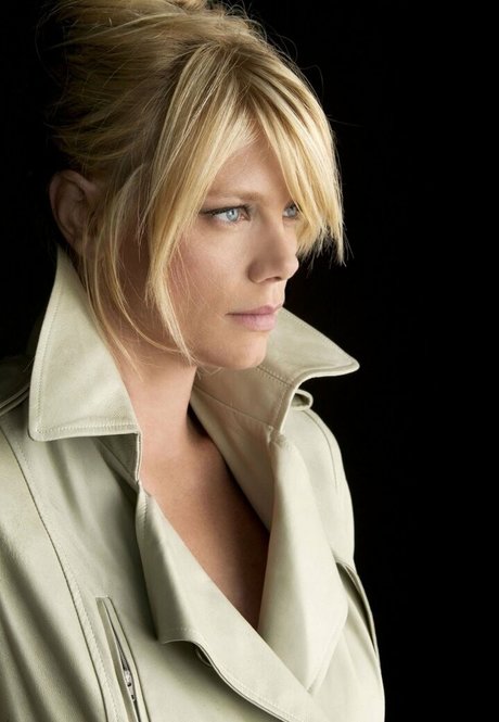 Peta Wilson model free pictures