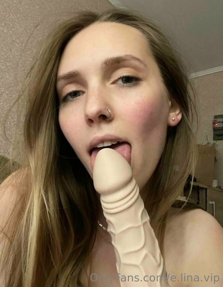 e lina vip naked pornstar pic
