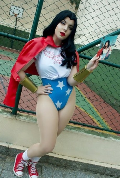 Kahsanoni pornstar high quality pics