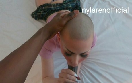 nylarenforfree exclusive model pictures
