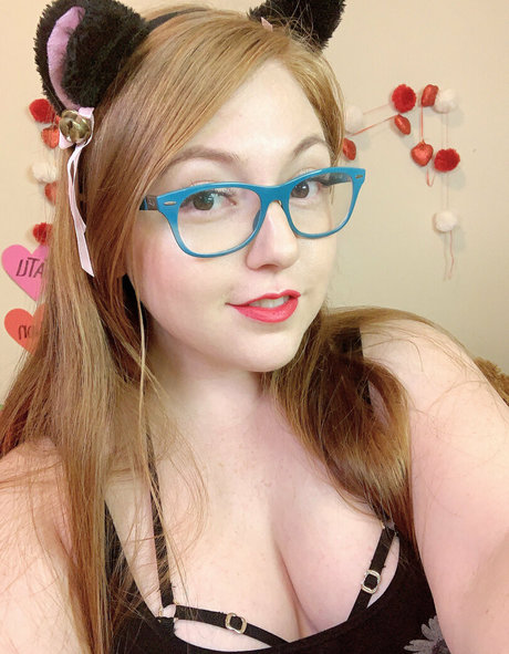 kittenginger sex model pic